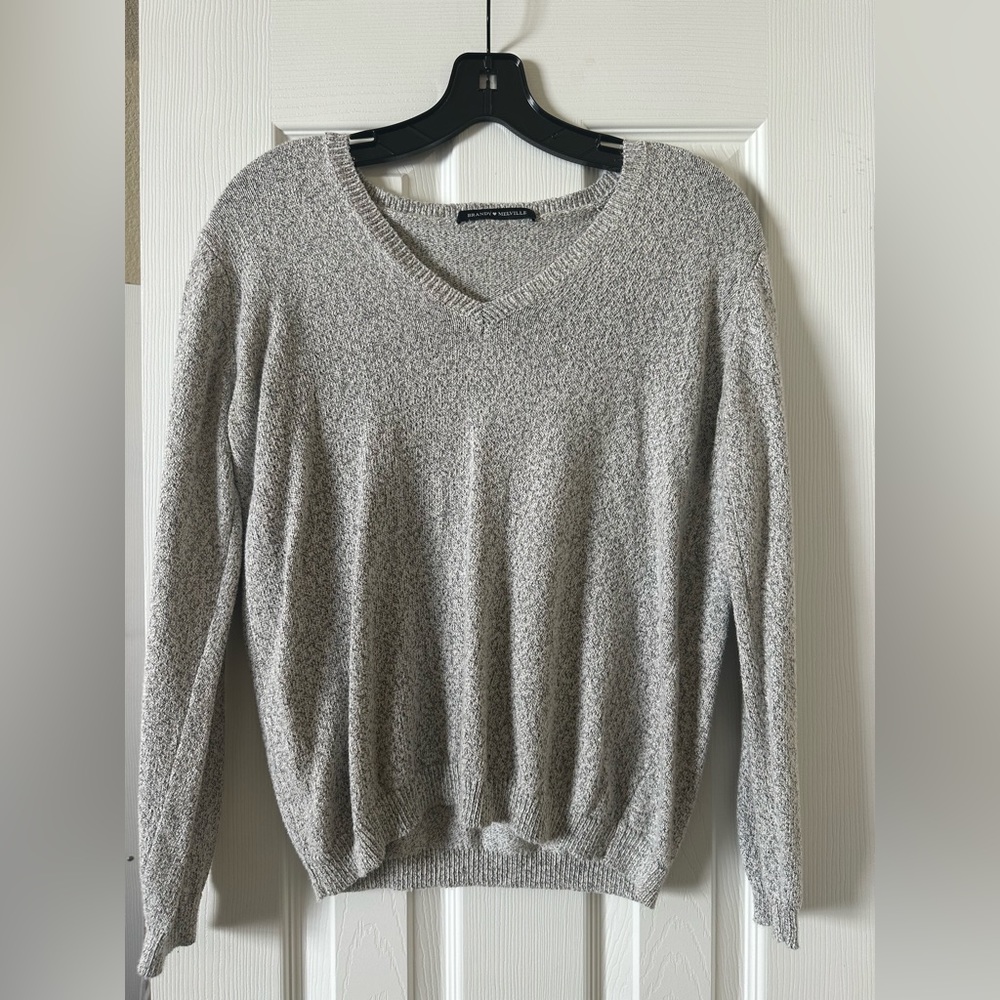 Brandy Melville gray sweater
